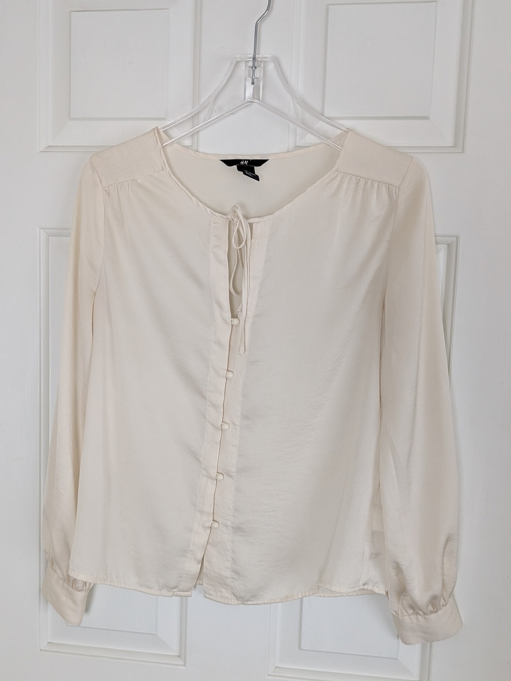 H&M Cream Tie-Neck Button-Front Blouse